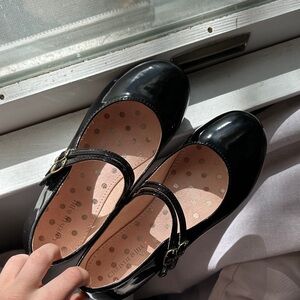 Christie & Jill kids black flats (size 3)